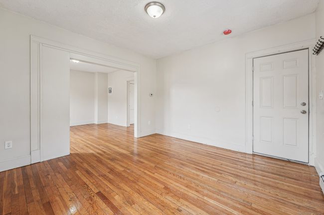 2 - 154 Easton Ave, Home with 2 bedrooms, 1 bathrooms and null parking in Waterbury CT | Image 4