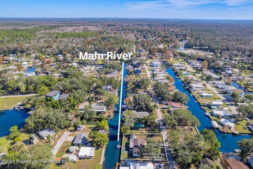 5261 Circle Dr, Weeki Wachee, FL, 34607-1404 | Card Image