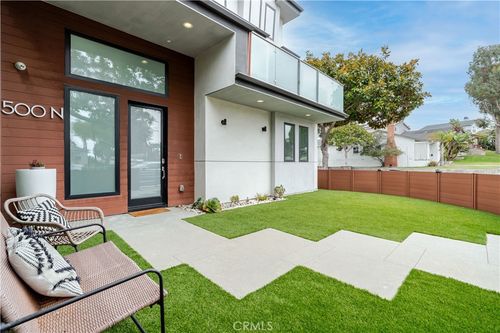 500 N Lucia Ave, Redondo Beach, CA, 90277-3219 | Card Image