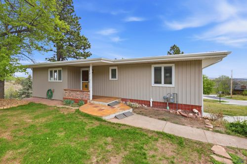 1216 St Andrew, Rapid City, SD, 57701 | Card Image
