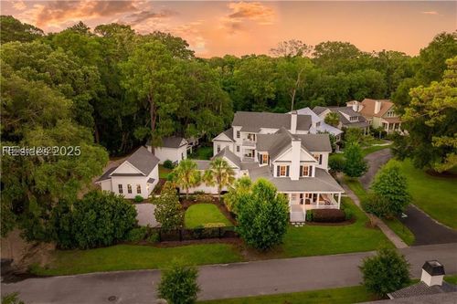 20 N Crescent, Beaufort, SC, 29906-9109 | Card Image