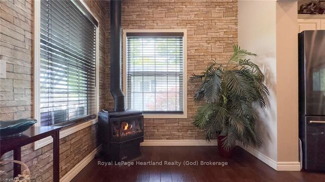 81396 Champlain Blvd, House other with 2 bedrooms, 2 bathrooms and 2 parking in Goderich ON | Image 4