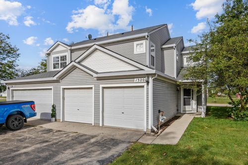 b-1320 Jenna Dr, South Elgin, IL, 60177-3428 | Card Image