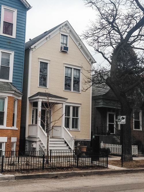 3319 N Southport Ave, Chicago, IL, 60657-1417 | Card Image