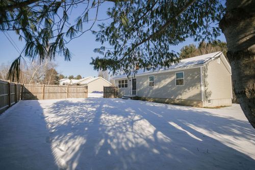 127 Meadow Lane, Farmington, ME, 04938 | Card Image