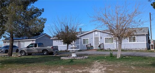 13182 Begonia Rd, Victorville, CA, 92392-9329 | Card Image
