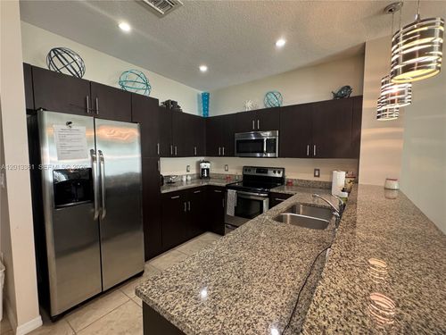 2333-2333 Se 5th St, Pompano Beach, FL, 33062-6007 | Card Image