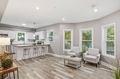 apt-1r-10 Elliott Pl, Peabody, MA, 01960-6196 | Card Image