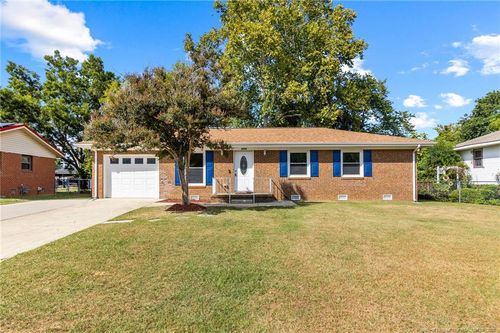 2111 Quail Ridge Dr, Fayetteville, NC, 28304-1321 | Card Image