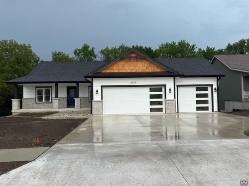 4334 Sw Lakeside Dr, Topeka, KS, 66610-1515 | Card Image