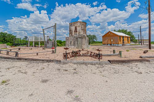 7580 Fm 1144, Karnes City, TX, 78118-5003 | Card Image