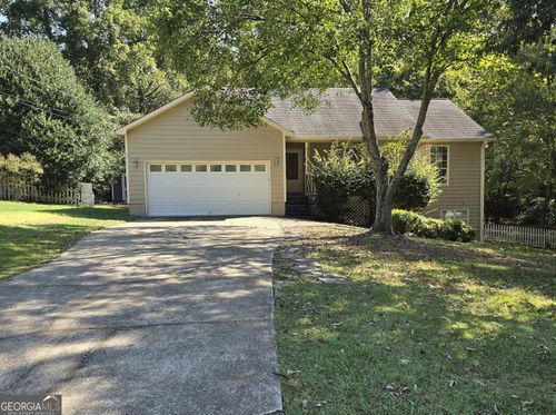 180 Pinewood Dr, Senoia, GA, 30276-1633 | Card Image