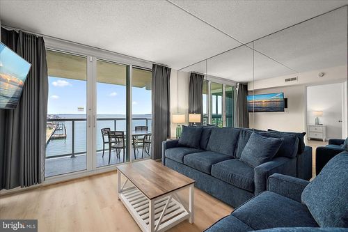 501-302 32nd St, OCEAN CITY, MD, 21842-7641 | Card Image