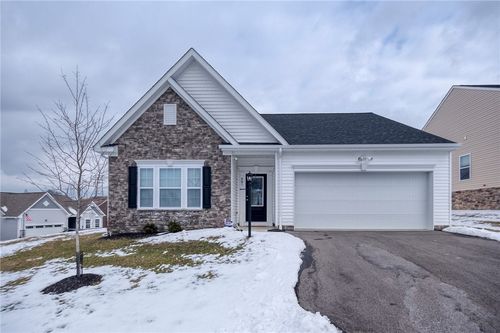 401 Dana Dr, Plum Boro, PA, 15068 | Card Image