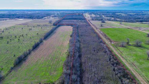 21300 Evans Ln, Washington, TX, 77880-6574 | Card Image