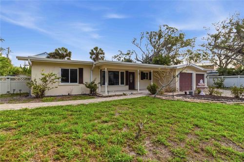 617 Calle De Peru, Sarasota, FL, 34242-1507 | Card Image