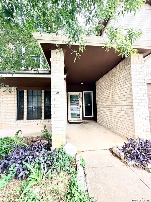 2812 Hidden Grove Ln, Schertz, TX, 78154 | Card Image