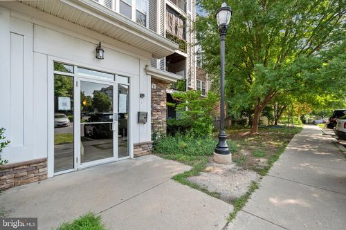 301-1321 Karen Blvd, CAPITOL HEIGHTS, MD, 20743-4716 | Card Image