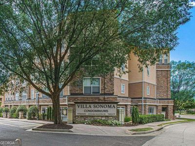 2212 - 10 Perimeter Summit Boulevard Ne, Condo with 2 bedrooms, 2 bathrooms and 2 parking in Brookhaven GA | Image 1