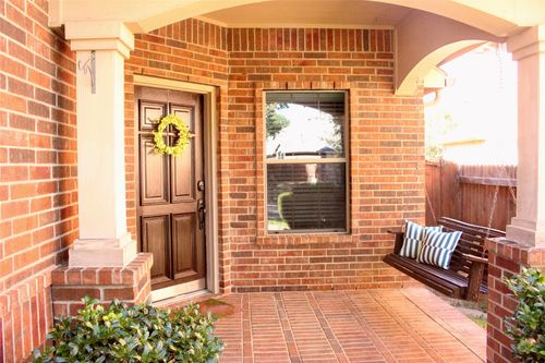 9225 Niles Ct, Fort Worth, TX, 76244-6161 | Card Image