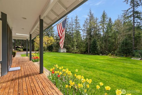 5623 Nw Millglade Ln, Bremerton, WA, 98312-9104 | Card Image