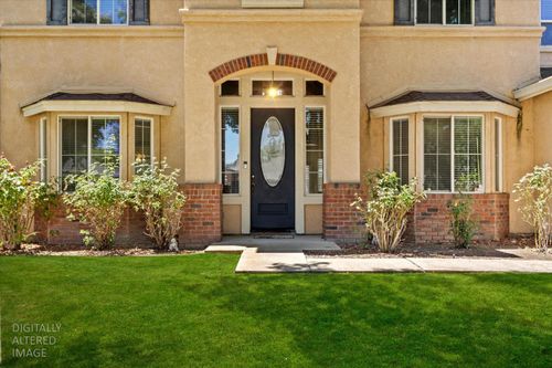 4025 Beyer Park Dr, Modesto, CA, 95357-0873 | Card Image