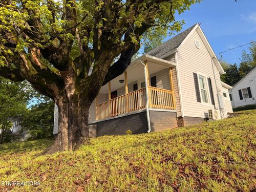 702 W Rhoten St, Jefferson City, TN, 37760-1623 | Card Image