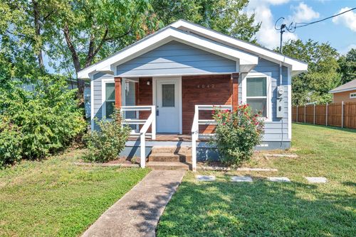 4042 Ladale Dr, Dallas, TX, 75212-1238 | Card Image