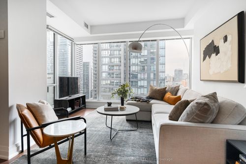 2008-80 John St, Toronto, ON, M5V3X4 | Card Image