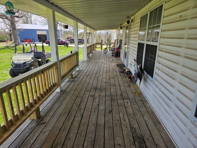 Front porch | Image 18