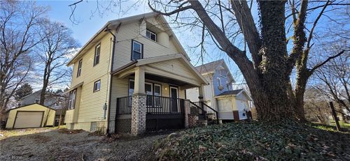 1235 Bellows St, Akron, OH, 44301-1765 | Card Image