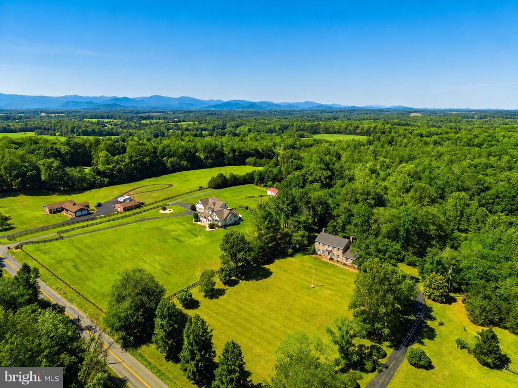 Residential in BARBOURSVILLE 5