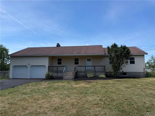 7735 Barbara Ln, Lysander, NY, 13027-9017 | Card Image