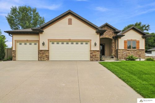 2001 Country Meadows Pl, Beatrice, NE, 68310-5347 | Card Image
