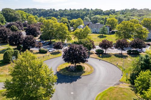 69-69 Sunrise Cir, Newington, CT, 06111-3366 | Card Image