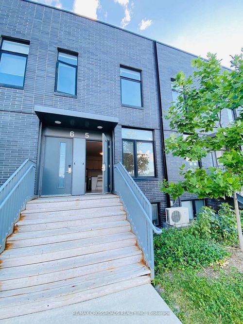 5-1720 Simcoe St N, Oshawa, ON, L1G0C3 | Card Image