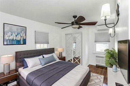 2864 Wilson Ave, Bellmore, NY, 11710-3458 | Card Image