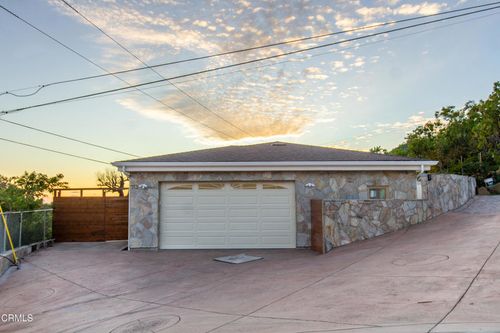 713 Mission Drive, Camarillo, CA, 93010 | Card Image