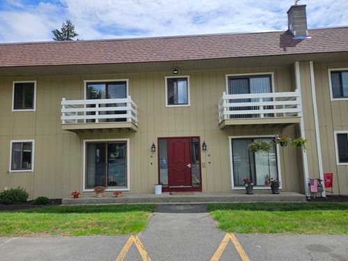 apt-11-82 S Maple St, Westfield, MA, 01085-4371 | Card Image