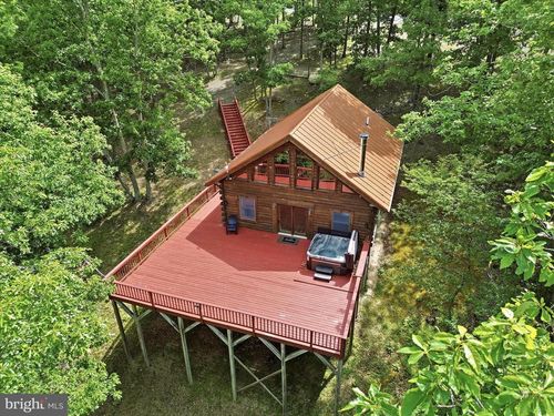 2858 Crossings View Rd, PAW PAW, WV, 25434-9074 | Card Image