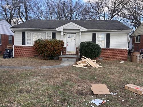 2027 E Florida St, Greensboro, NC, 27401-3857 | Card Image