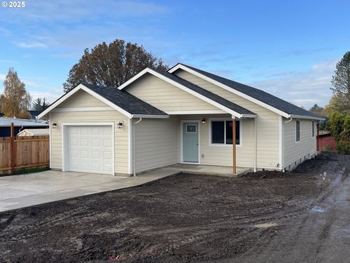 300 N Jellison St, Amity, OR, 97101-1203 | Card Image