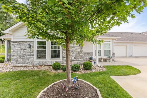 13975 W 112th Ter, Olathe, KS, 66215-7501 | Card Image