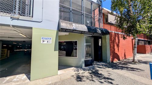 630 Courtney St, Victoria, BC, V8W3J2 | Card Image