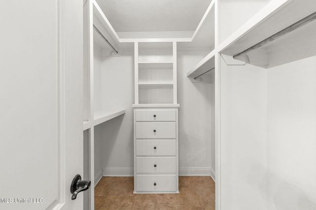42-web-or-mls-80 Breakers-41 | Image 43