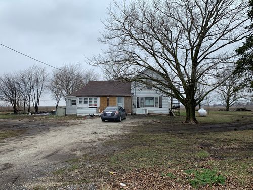 28233 N 300 East Rd, Ancona, IL, 61311-9792 | Card Image
