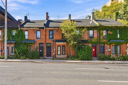 2-51 Wellington St N, Hamilton, ON, L8R1M9 | Card Image
