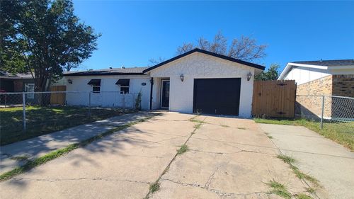 3837 Ambassador Way, Balch Springs, TX, 75180-2903 | Card Image