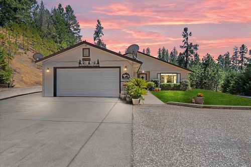 397 Washington Irving Drive, Colfax, CA, 95713 | Card Image