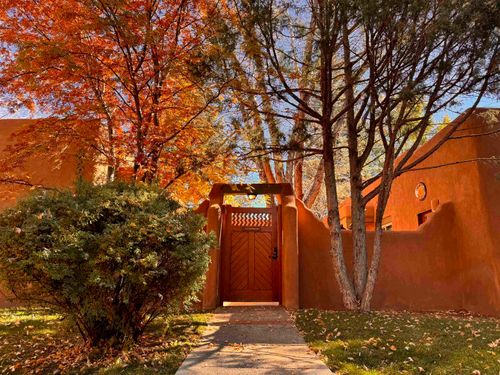  Kit Carson Rd, Taos, NM, 87571-4402 | Card Image